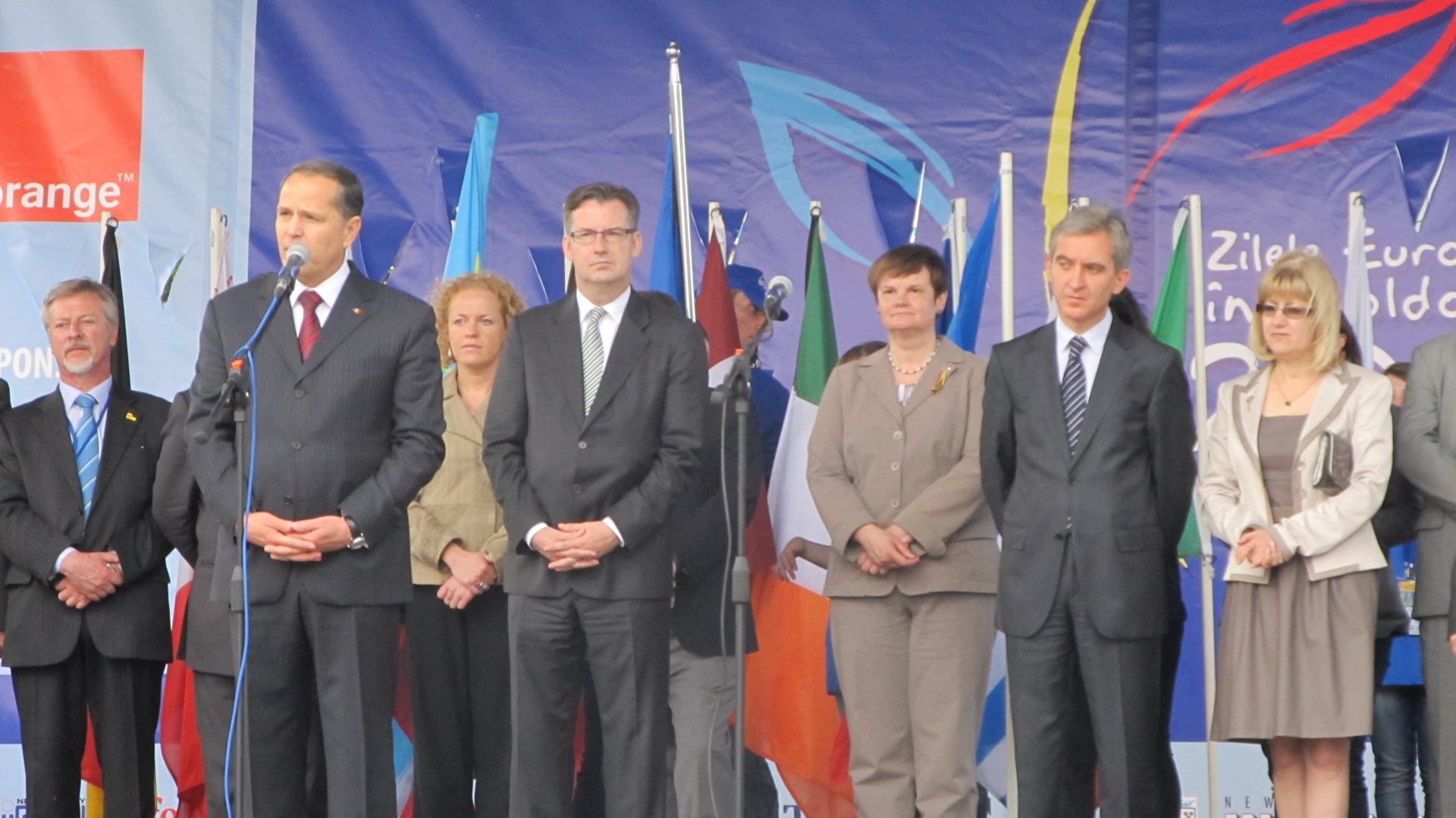 Ambassador V.Motulaitė (third from the right) participated in the official opening ceremony